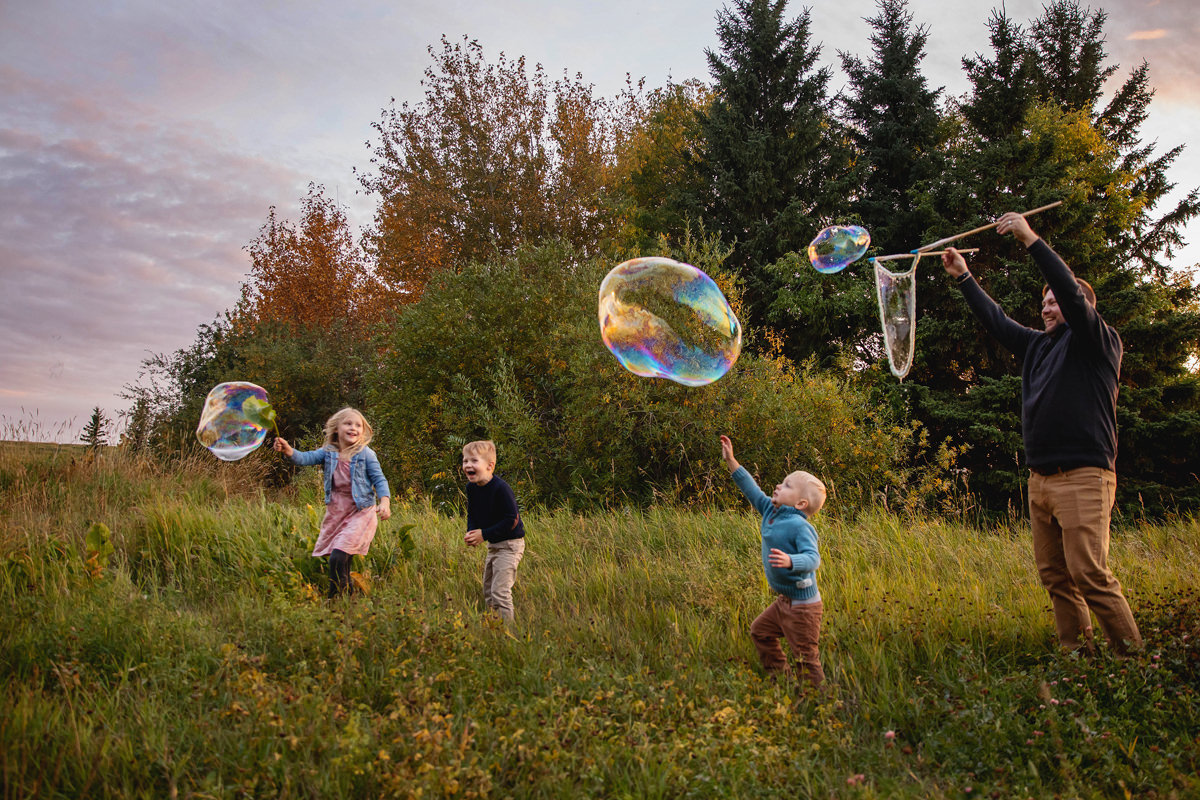 Family Portraits at Strathcona Science Park